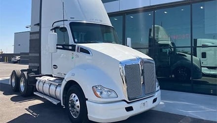 Day Cab Trucks